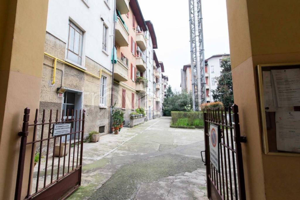 appartamento in vendita a Milano in zona Villapizzone