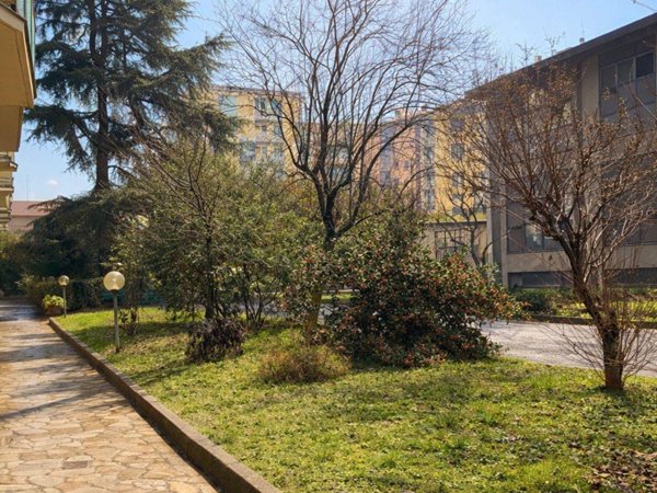 appartamento in vendita a Milano in zona Città Studi