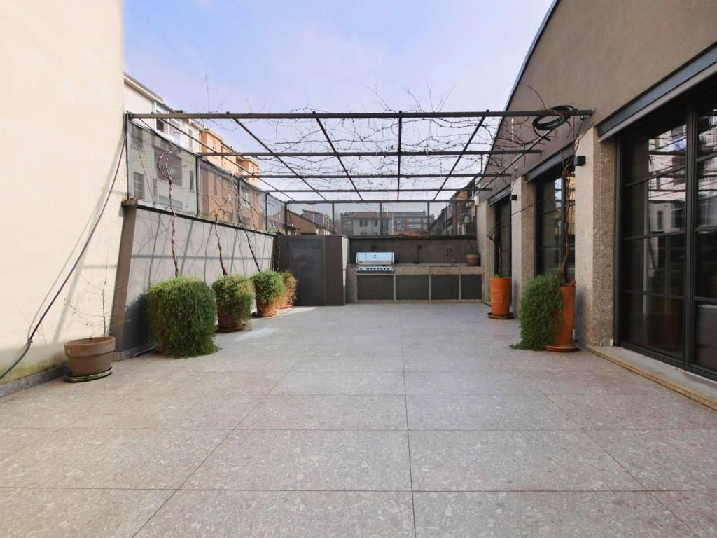 appartamento in vendita a Milano in zona Solari