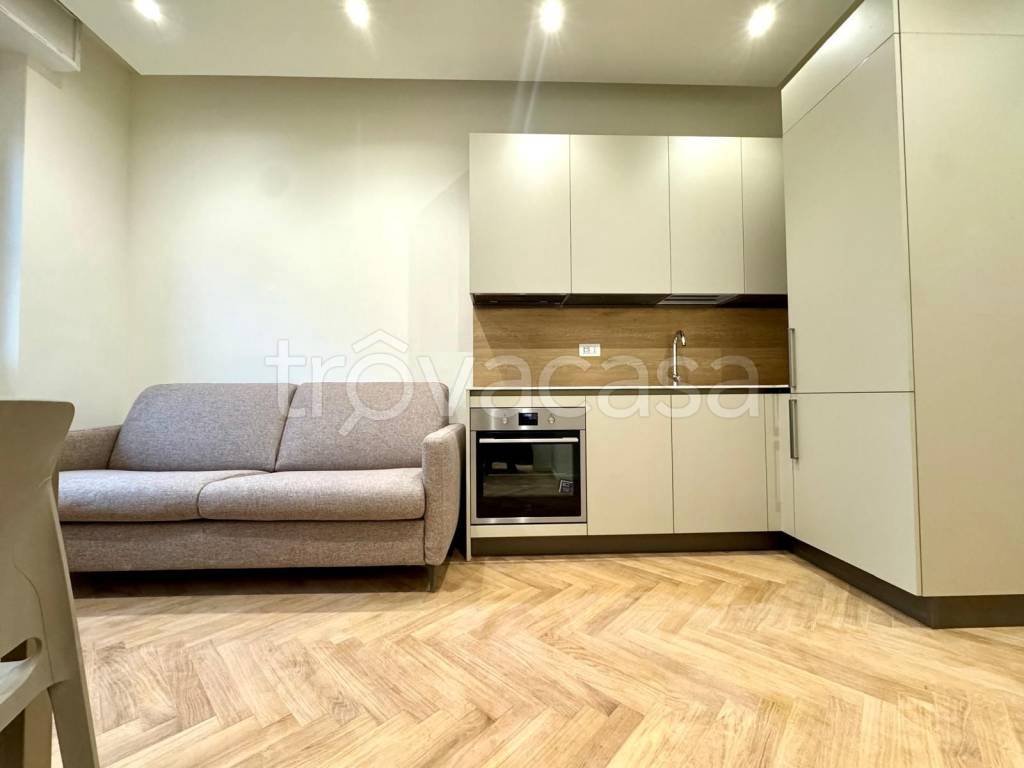 appartamento in vendita a Milano in zona Porta Vittoria