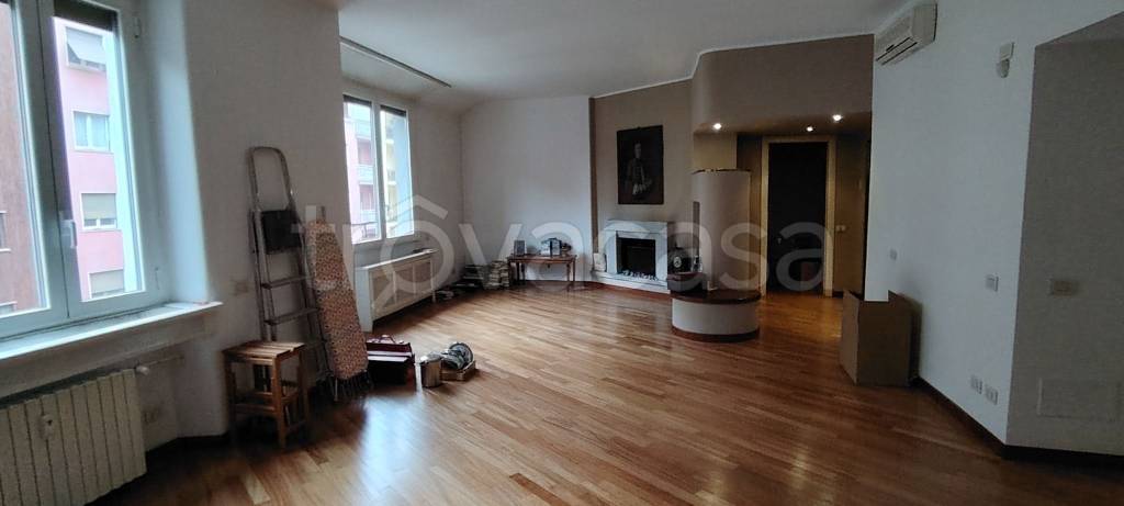 appartamento in vendita a Milano in zona Porta Romana
