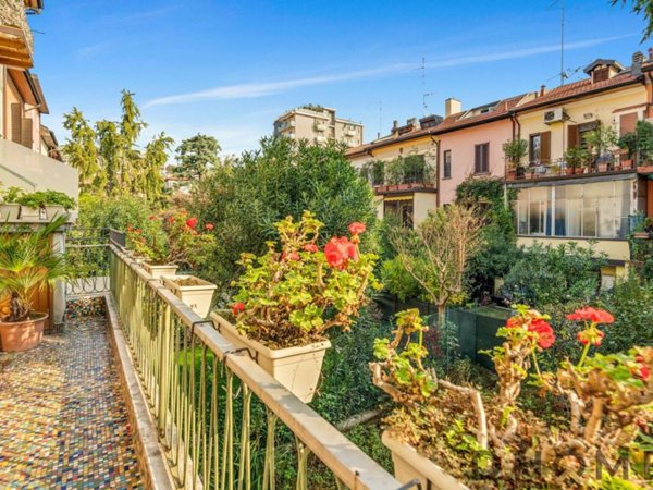 casa indipendente in vendita a Milano in zona Piazzale Lodi