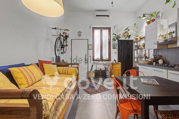 appartamento in vendita a Milano in zona Gorla