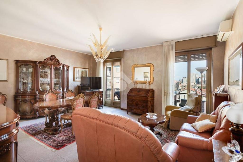 appartamento in vendita a Milano in zona Niguarda