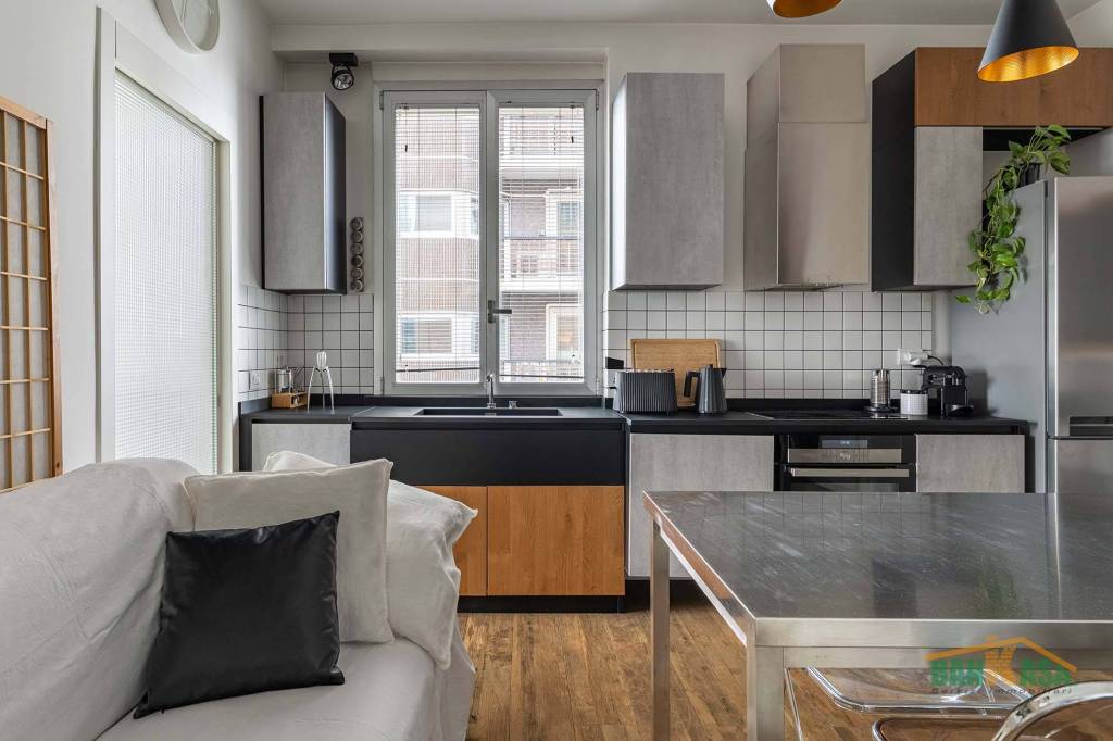 appartamento in vendita a Milano in zona Isola
