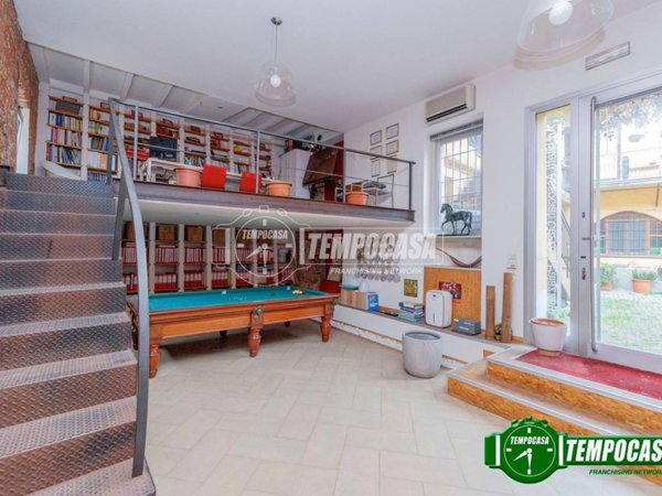 appartamento in vendita a Milano in zona Figino