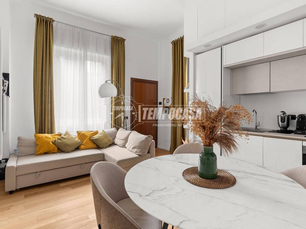 appartamento in vendita a Milano in zona Città Studi