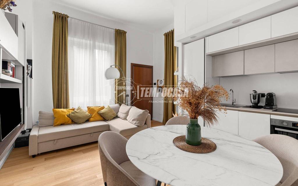 appartamento in vendita a Milano in zona Città Studi
