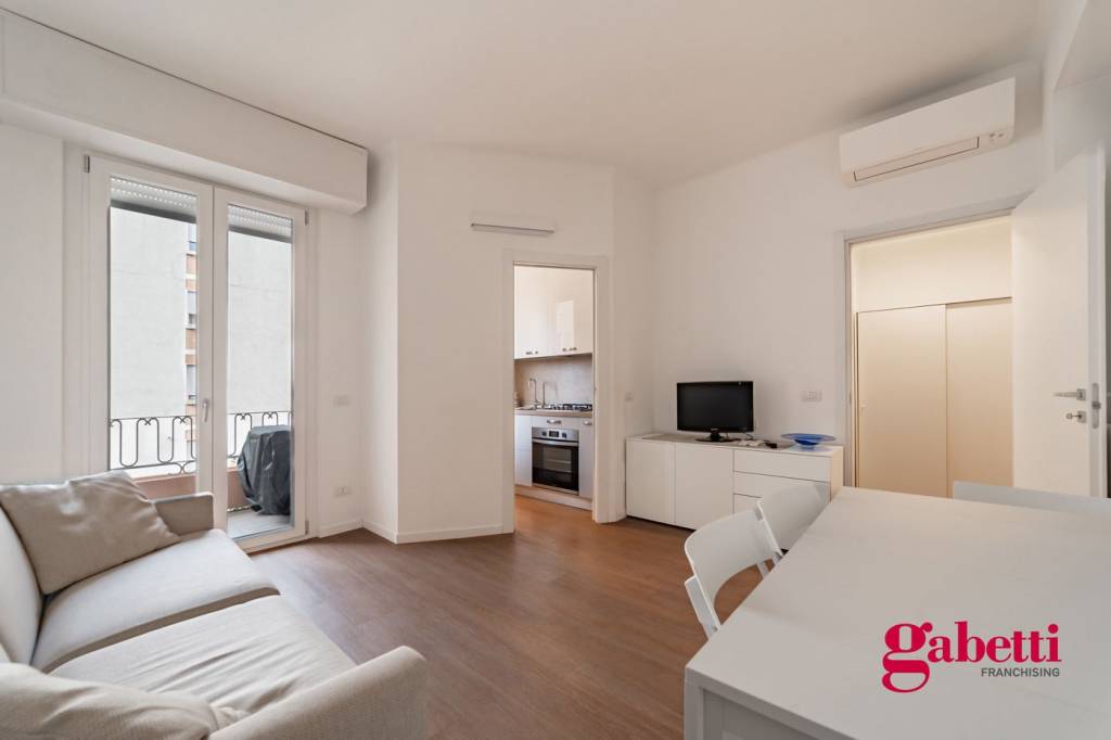 appartamento in vendita a Milano in zona Solari