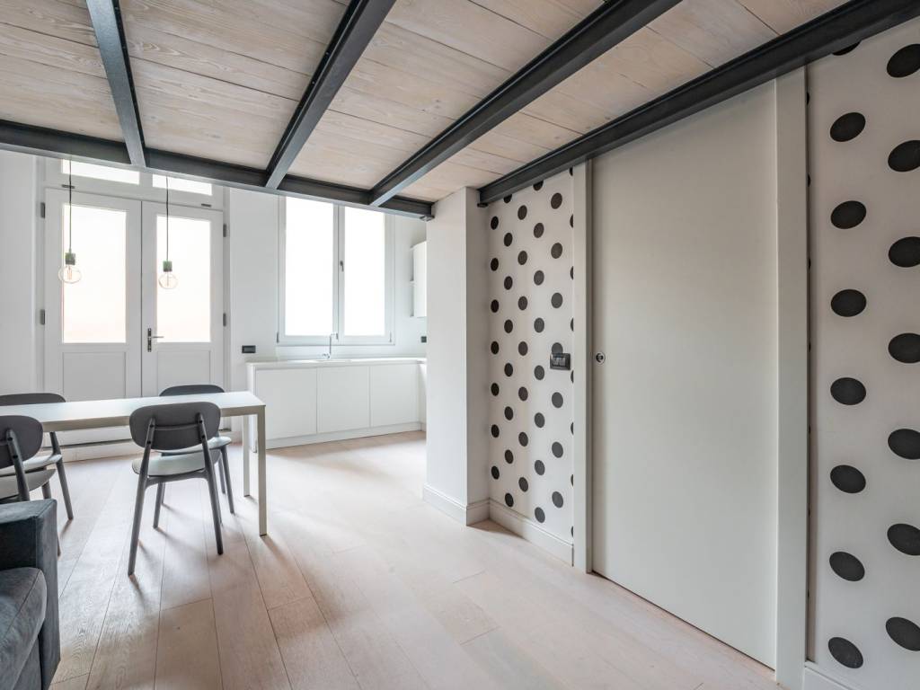 appartamento in vendita a Milano in zona Sempione