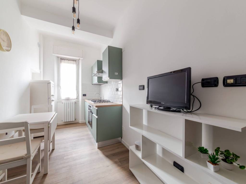 appartamento in vendita a Milano in zona Vigentino