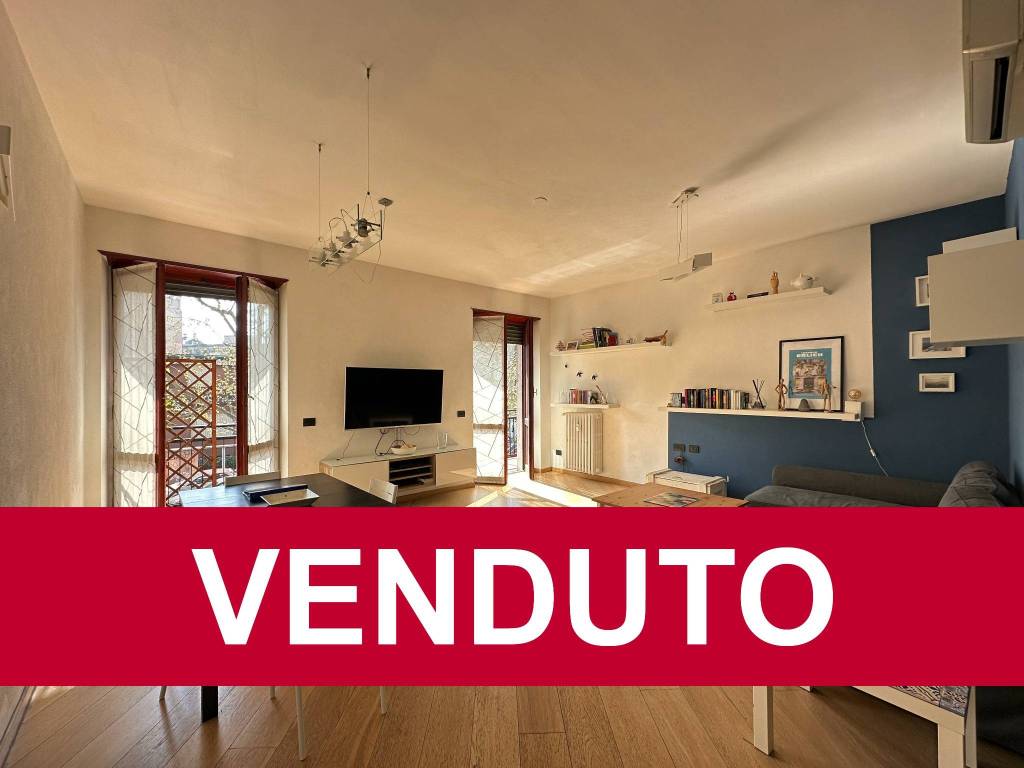 appartamento in vendita a Milano in zona Porta Ticinese