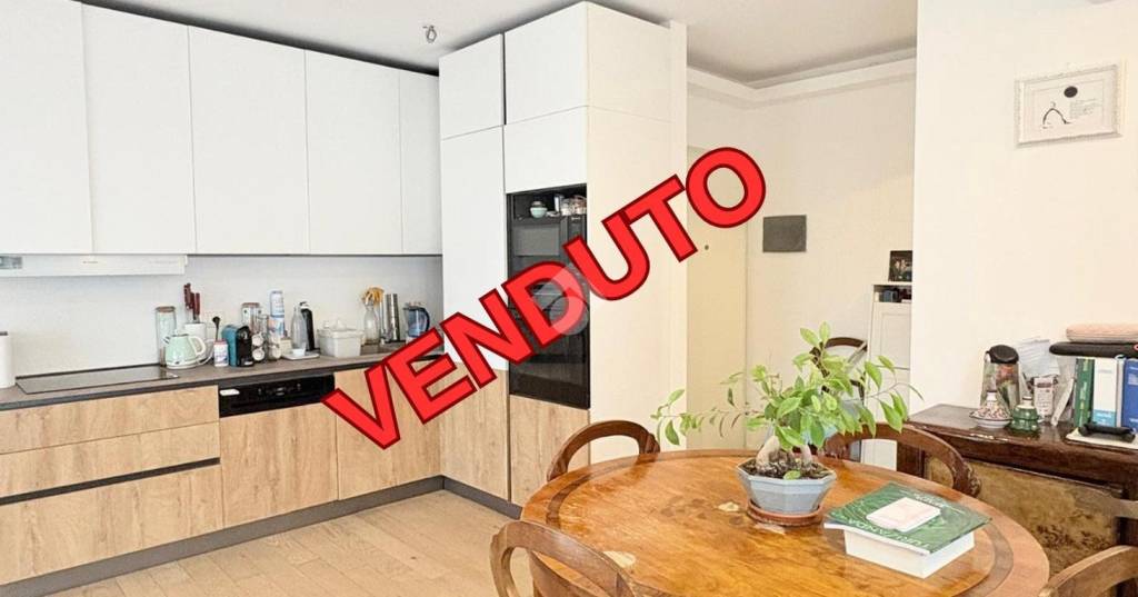 appartamento in vendita a Milano in zona Città Studi