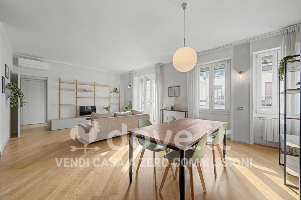 appartamento in vendita a Milano in zona Città Studi