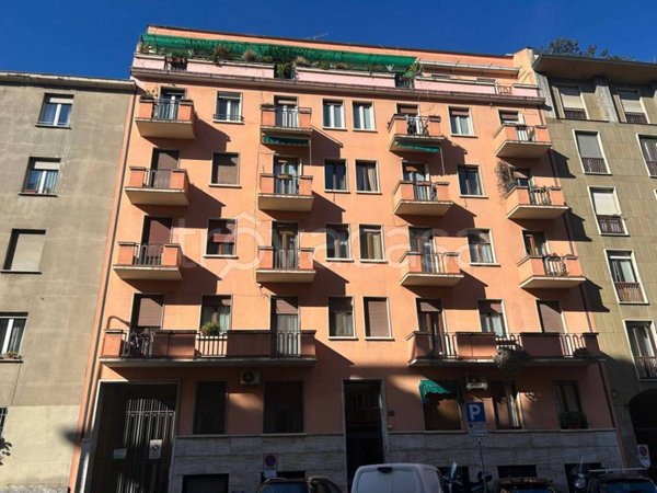 appartamento in vendita a Milano in zona Cascina dei Pomi