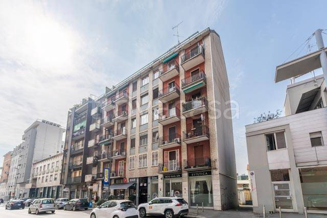 appartamento in vendita a Milano in zona Lambrate