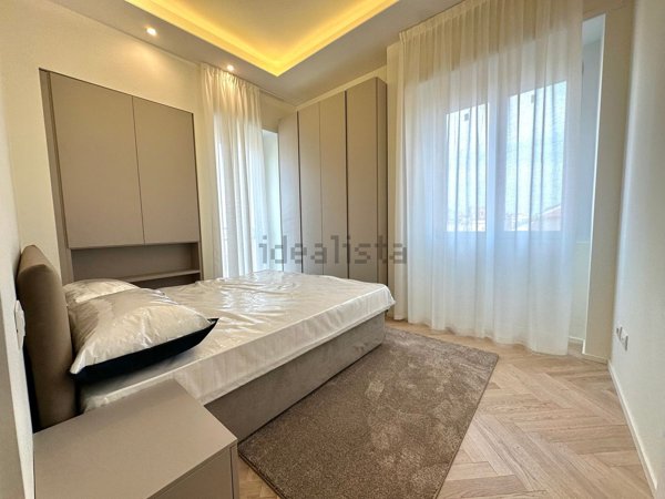 appartamento in vendita a Milano in zona Lorenteggio