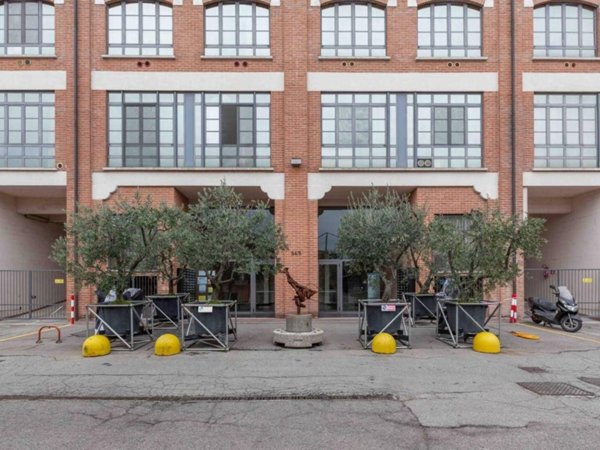 appartamento in vendita a Milano in zona Forlanini