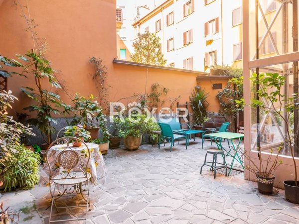 appartamento in vendita a Milano in zona Piazzale Lodi