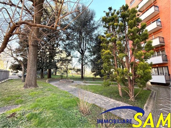 appartamento in vendita a Milano in zona QT8