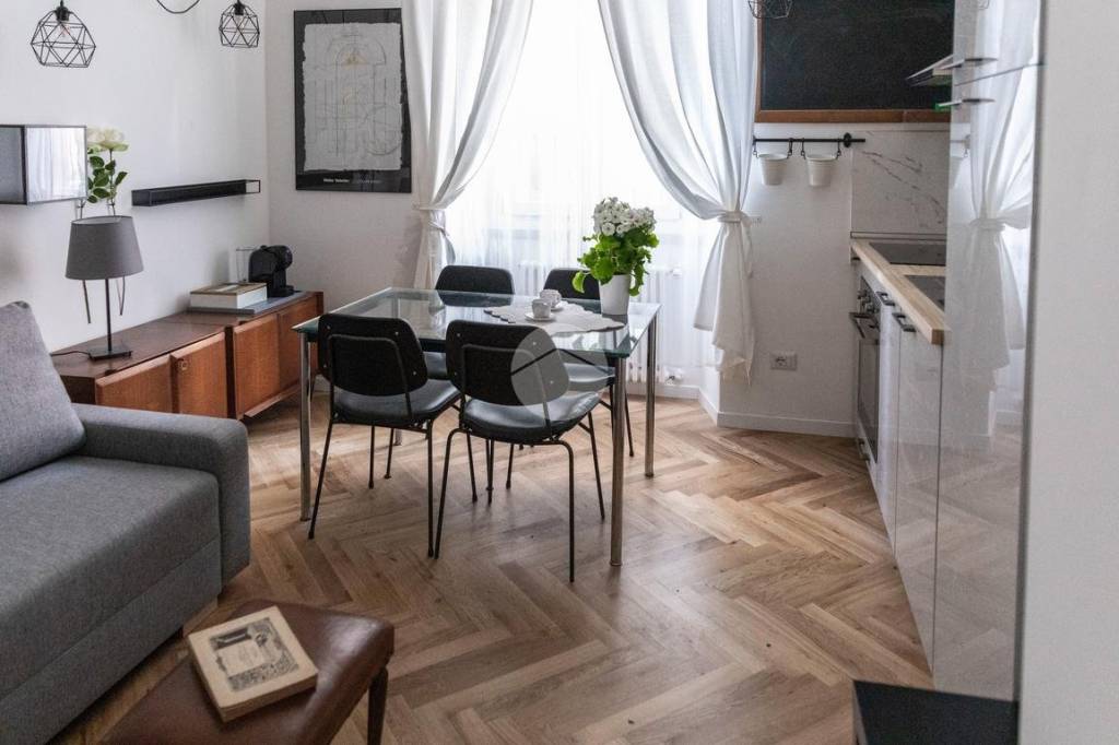 appartamento in vendita a Milano in zona Isola