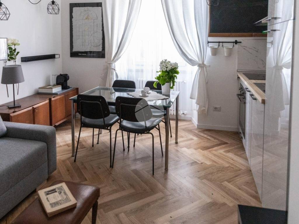 appartamento in vendita a Milano in zona Isola