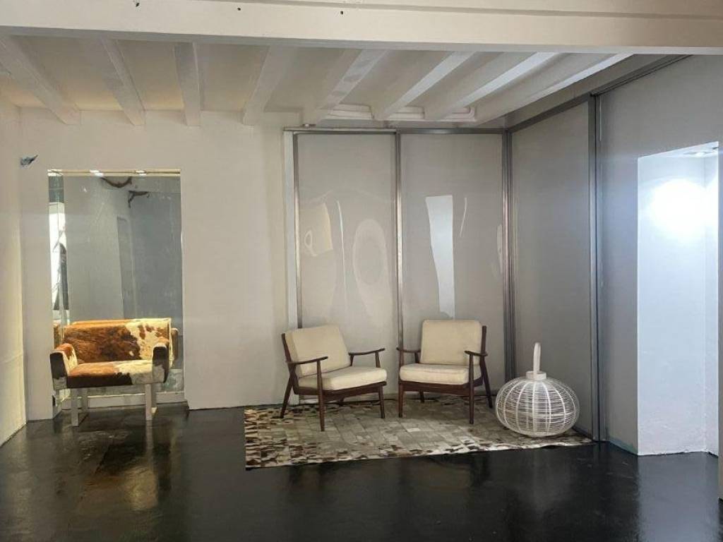 negozio in vendita a Milano in zona Porta Romana