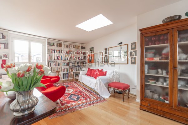 appartamento in vendita a Milano in zona Bocconi