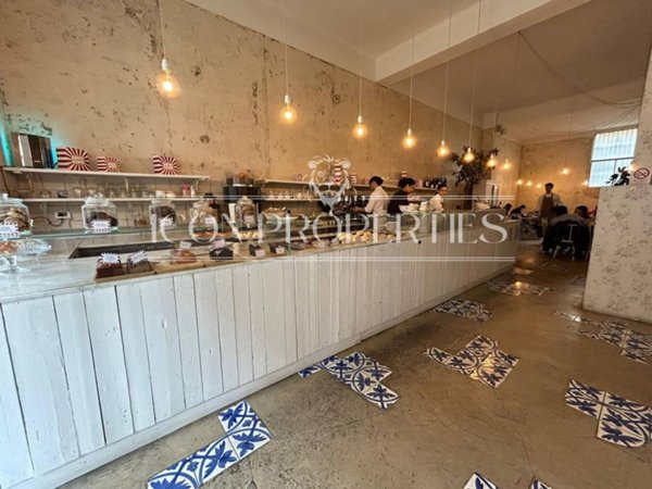 negozio in vendita a Milano in zona Centro Direzionale