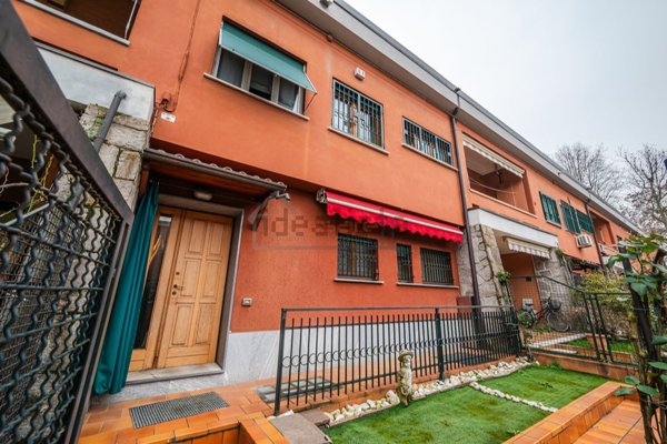 casa indipendente in vendita a Milano in zona QT8