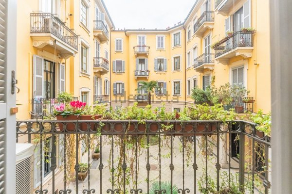 appartamento in vendita a Milano in zona Porta Venezia