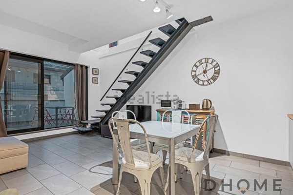 appartamento in vendita a Milano in zona San Cristoforo