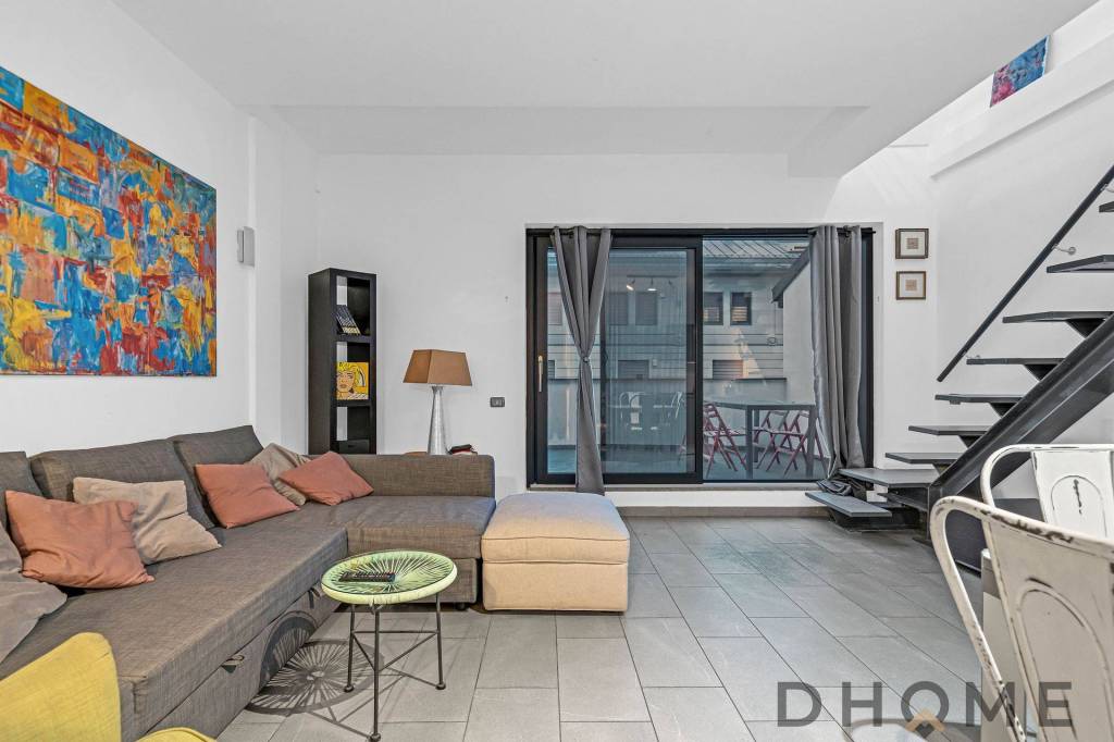 appartamento in vendita a Milano in zona Barona