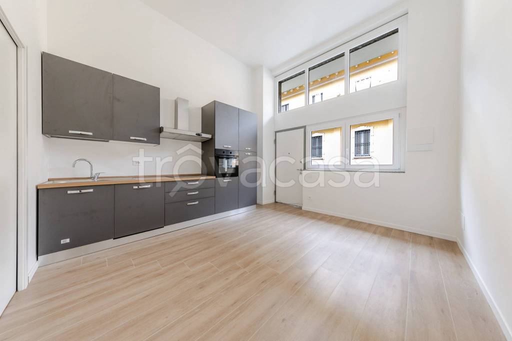 appartamento in vendita a Milano in zona Vigentino