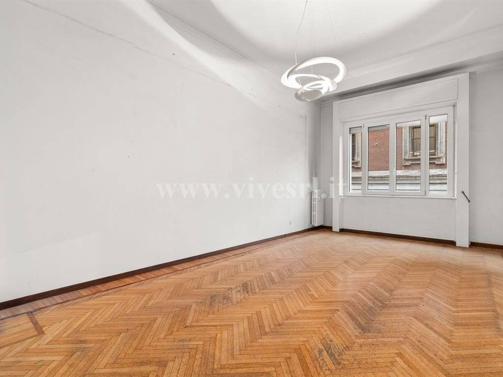 ufficio in vendita a Milano in zona Porta Romana