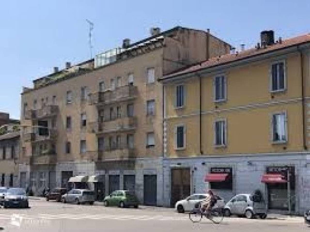 casa indipendente in vendita a Milano in zona Vigentino