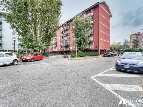appartamento in vendita a Milano in zona Chiesa Rossa