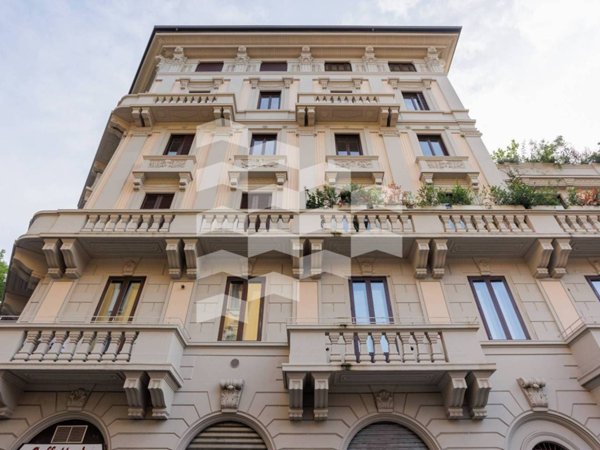 appartamento in vendita a Milano in zona Porta Garibaldi