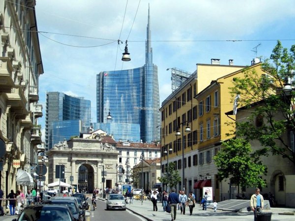 negozio in vendita a Milano in zona Porta Garibaldi