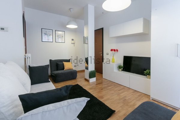 appartamento in vendita a Milano in zona Bocconi