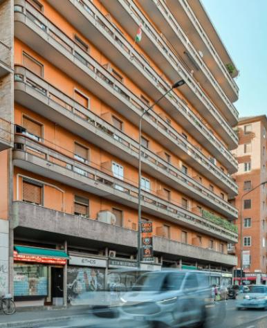 appartamento in vendita a Milano in zona Il Portello
