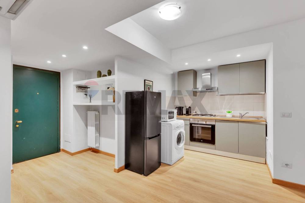 appartamento in vendita a Milano in zona Porta Ticinese