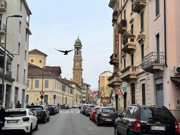 appartamento in vendita a Milano in zona Piazzale Lodi