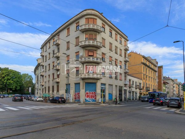 appartamento in vendita a Milano in zona Vigentino