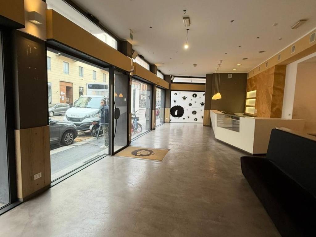 negozio in vendita a Milano