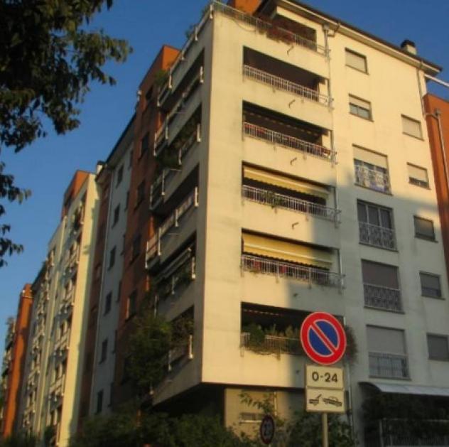appartamento in vendita a Milano in zona Niguarda
