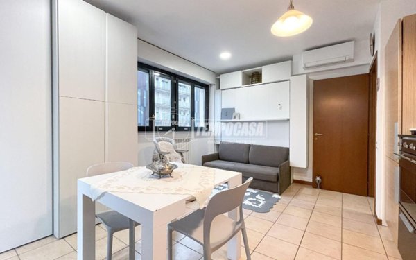 appartamento in vendita a Milano in zona Lambrate