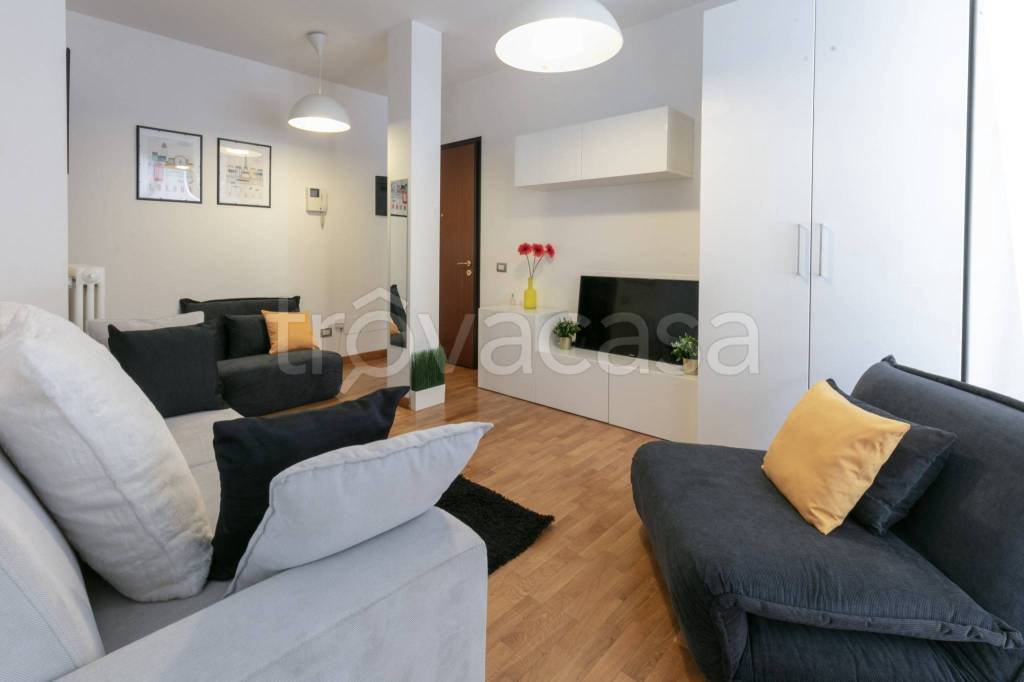 appartamento in vendita a Milano in zona Bocconi