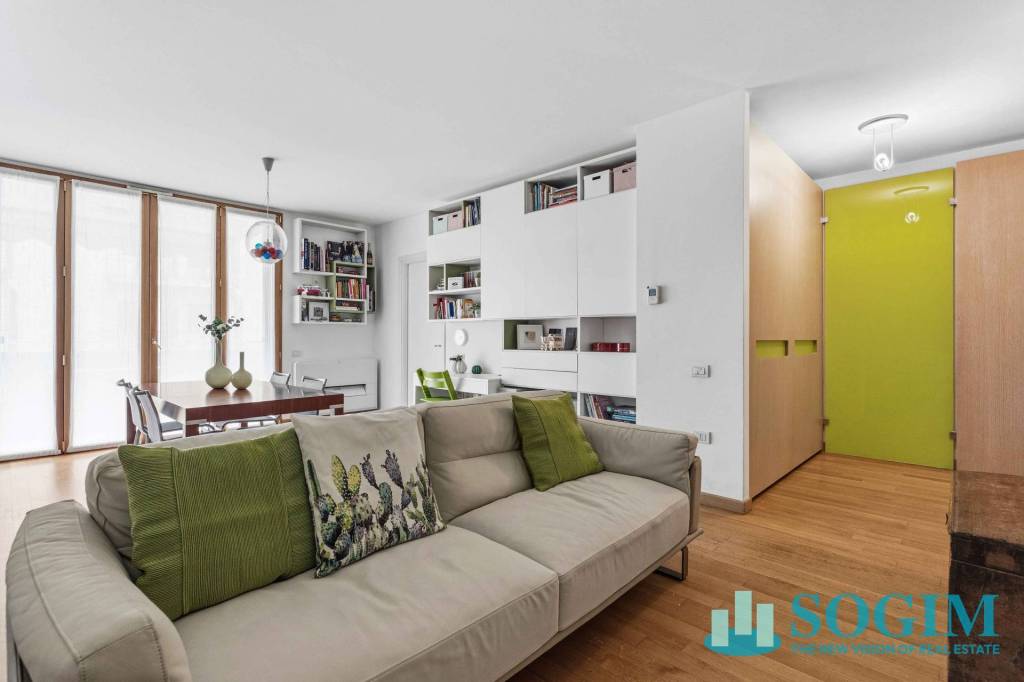 appartamento in vendita a Milano in zona Lambrate