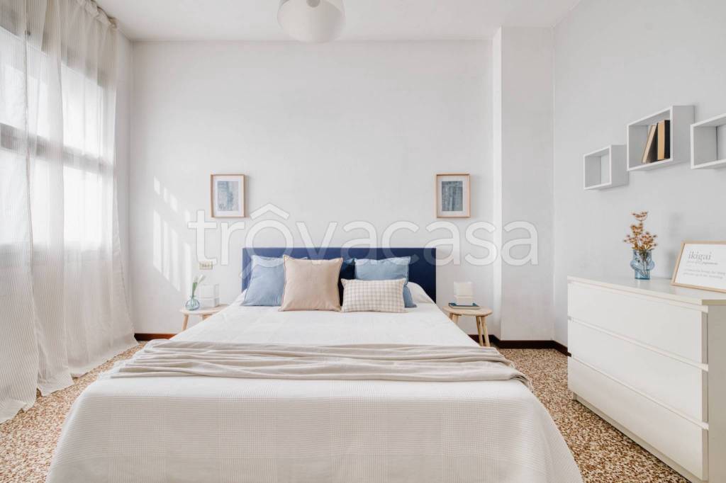 appartamento in vendita a Milano in zona Maciachini